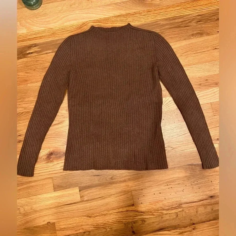 APPARIS | Women’s Sweater | Chocolate Brown | Mock Neck